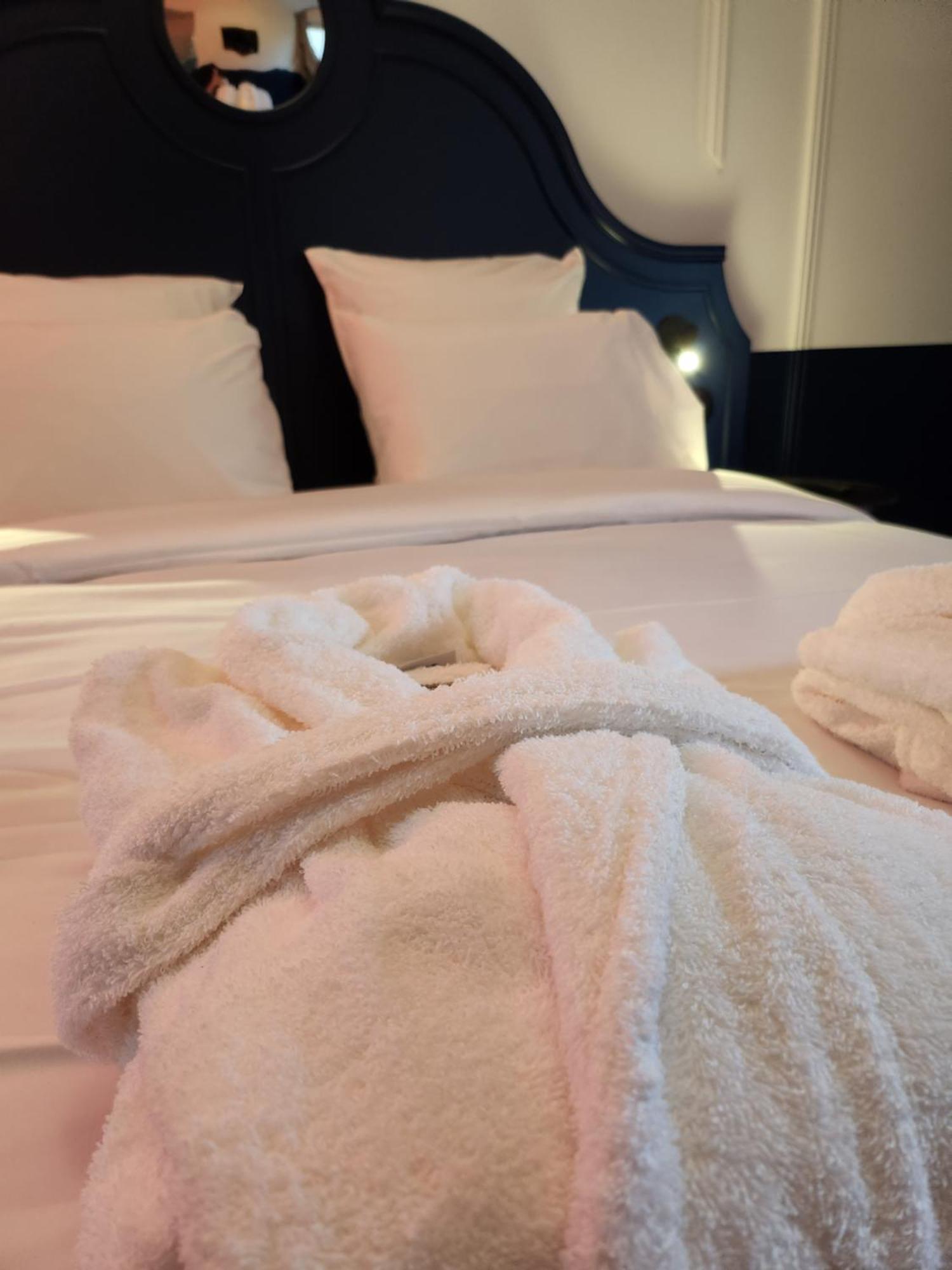Labe Hotel Tours Centre Gare Esterno foto